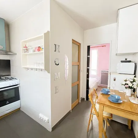 Pink Warm Studio Near Arc De Triomphe Paris Exterior photo